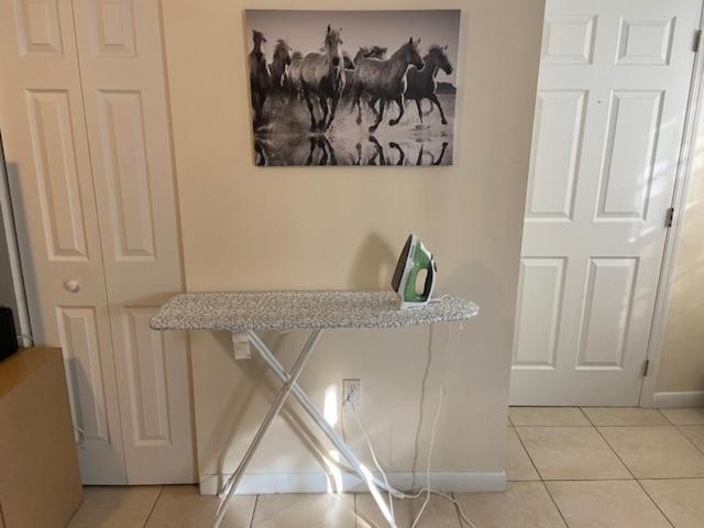 Private Room Near Miami Airport - Free Parking - 01 Екстер'єр фото