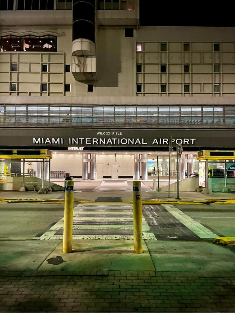 Private Room Near Miami Airport - Free Parking - 01 Екстер'єр фото