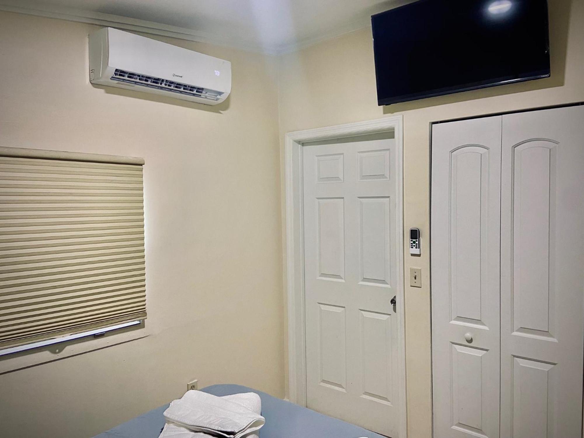 Private Room Near Miami Airport - Free Parking - 01 Екстер'єр фото